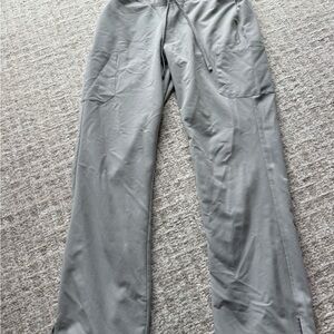 MANDALAGray Drawstring Scrub Pants + top